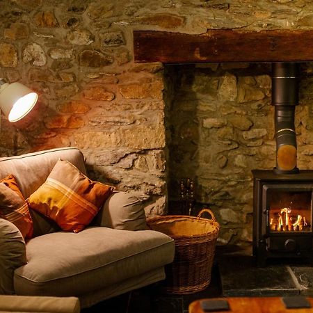 St Davids Hideaway With Roll-Top Bath & Log Burner Exteriör bild