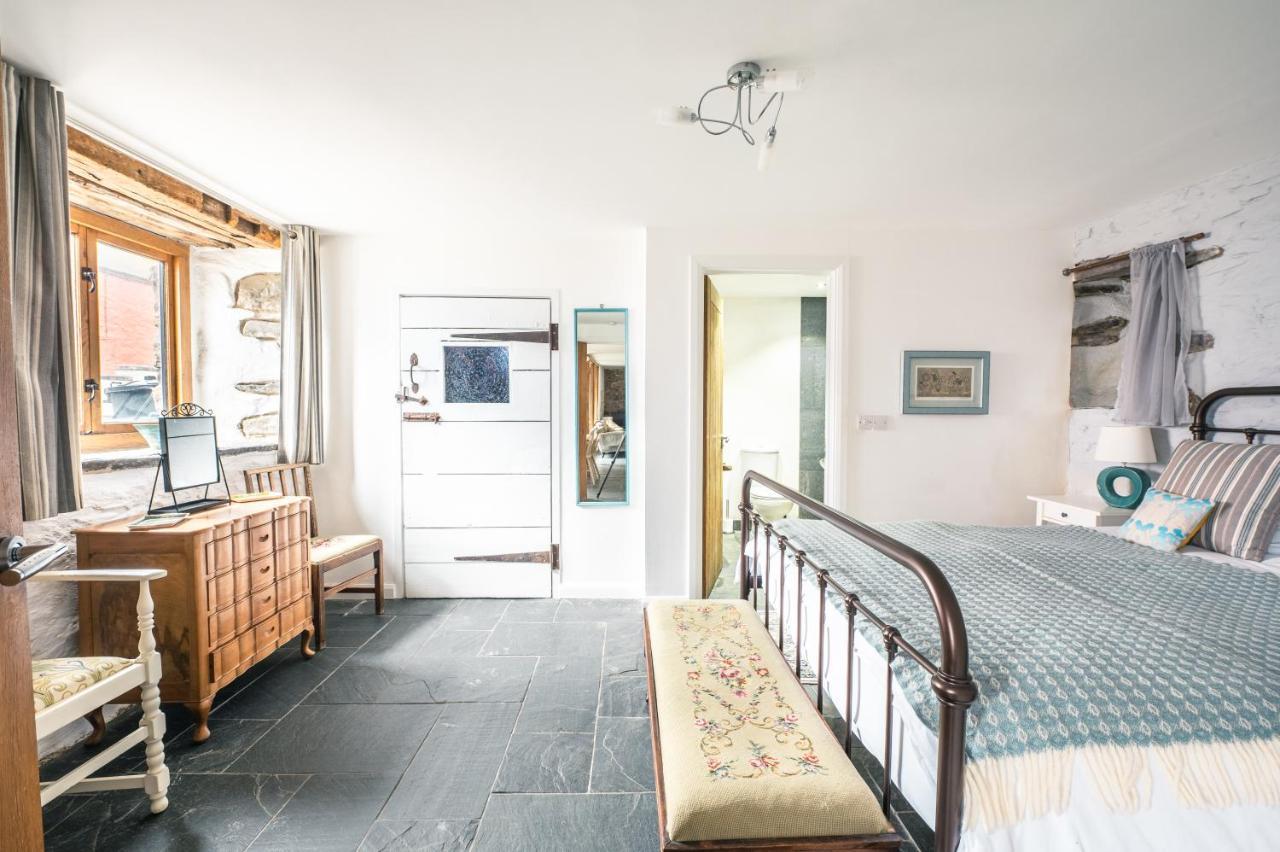 St Davids Hideaway With Roll-Top Bath & Log Burner Exteriör bild