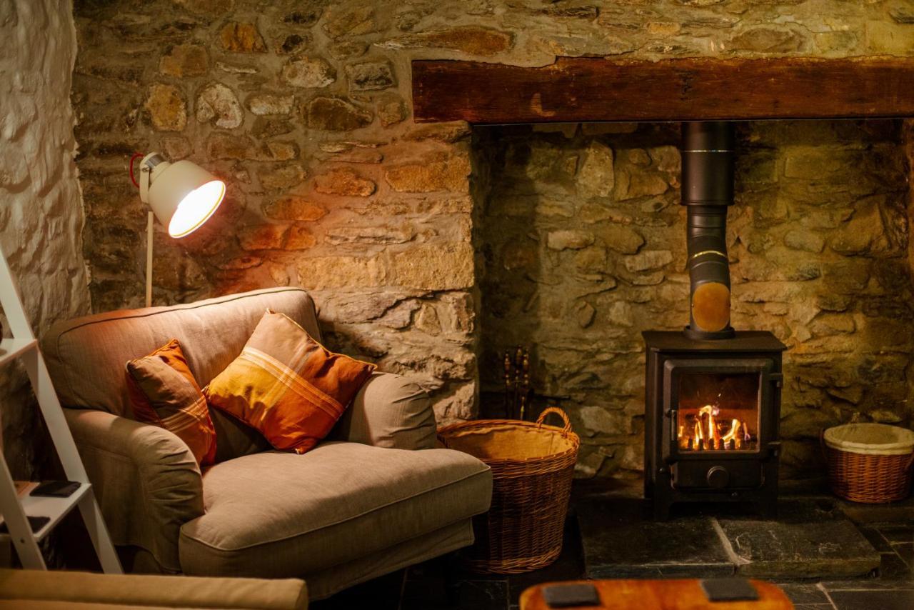 St Davids Hideaway With Roll-Top Bath & Log Burner Exteriör bild