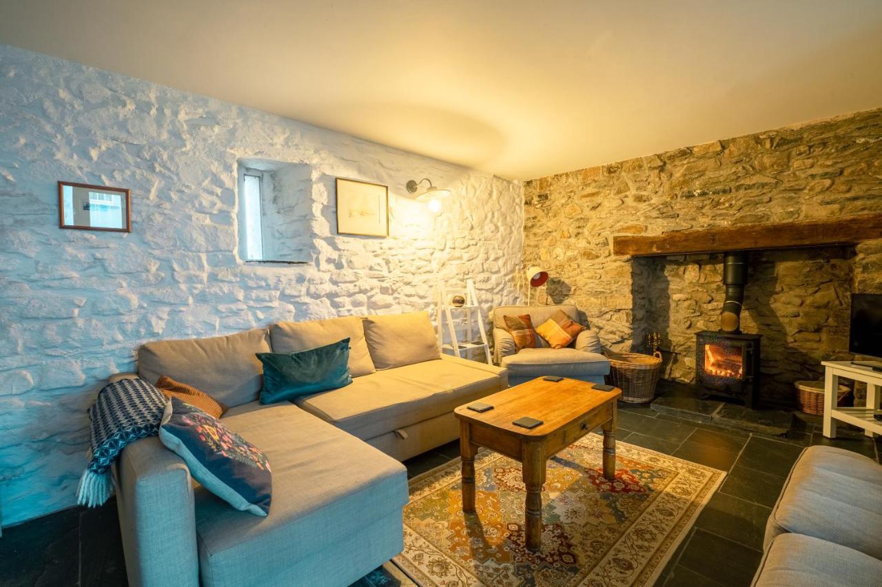 St Davids Hideaway With Roll-Top Bath & Log Burner Exteriör bild