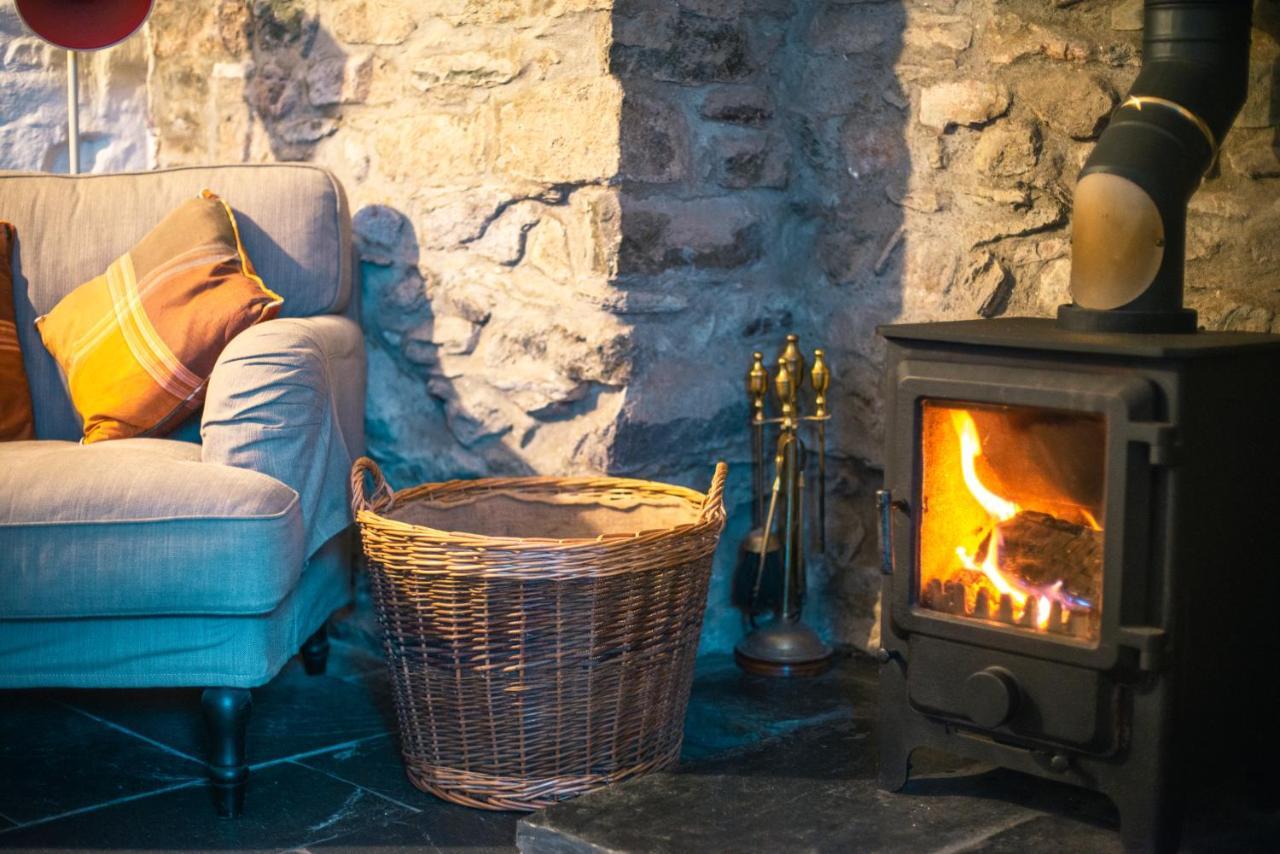 St Davids Hideaway With Roll-Top Bath & Log Burner Exteriör bild